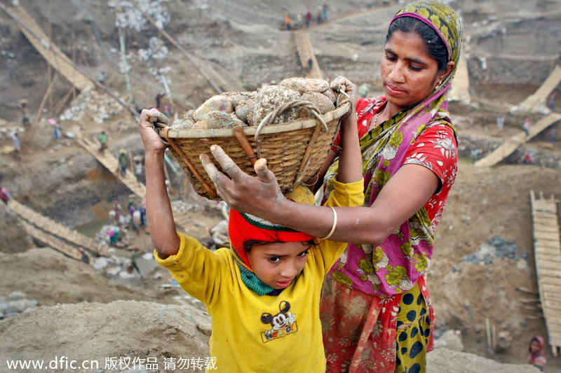 Gripping pictures of child laborers