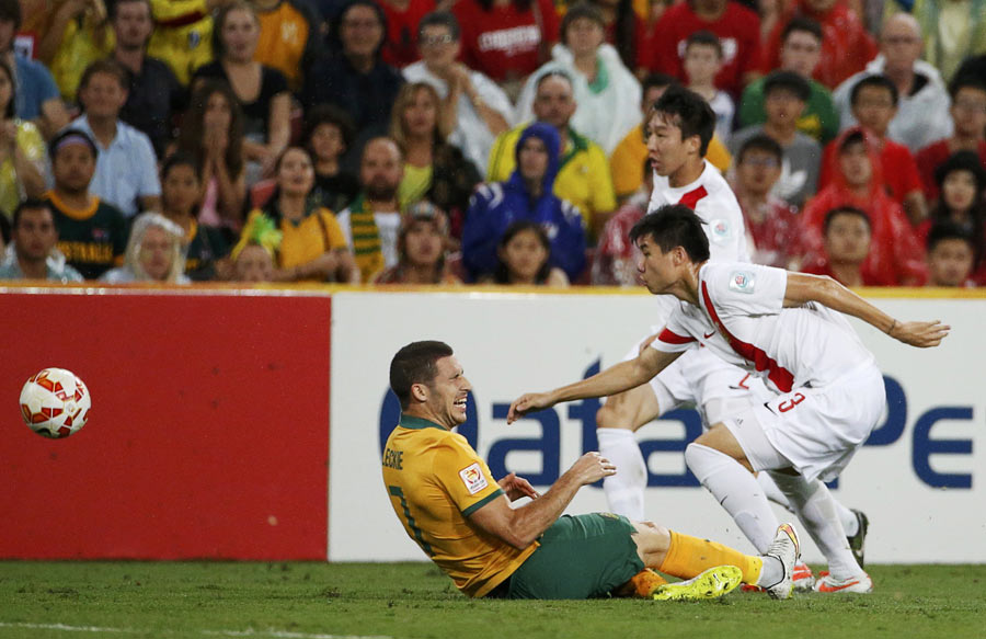 Cahill scores twice as Australia beat China 2-0 at Asian Cup