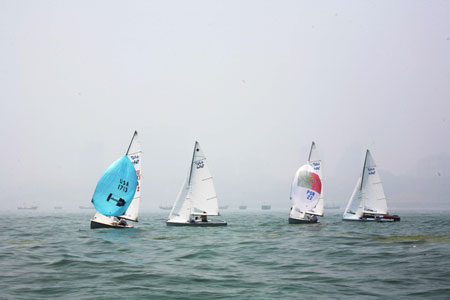 Algae cleared, Olympic sailors begin to practise normally in Qingdao