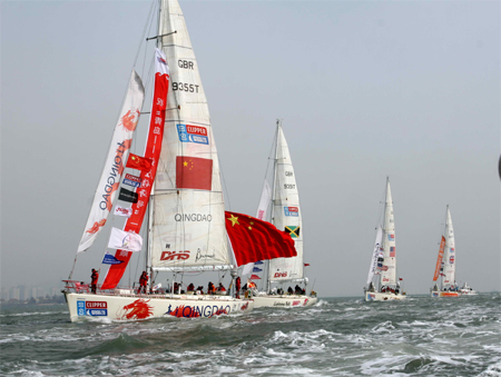 09-10 Clipper Round the World yacht race sails off from Qingdao