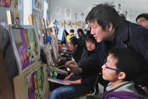 Biennale returns to artistic Chengdu