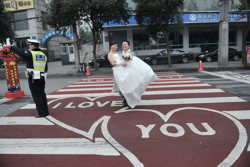 Chengdu-a leisure city