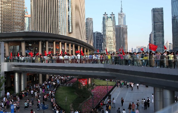 CHINA-SHANGHAI-TOURISTS