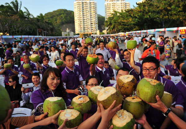 Tropical toast to Sanya