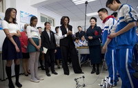 US first lady visits respected Chengdu school