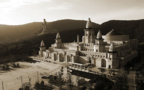 Lingshan Buddhist Scenic Spot