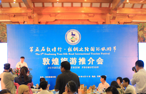 Dunhuang drives Gansu tourism development forward