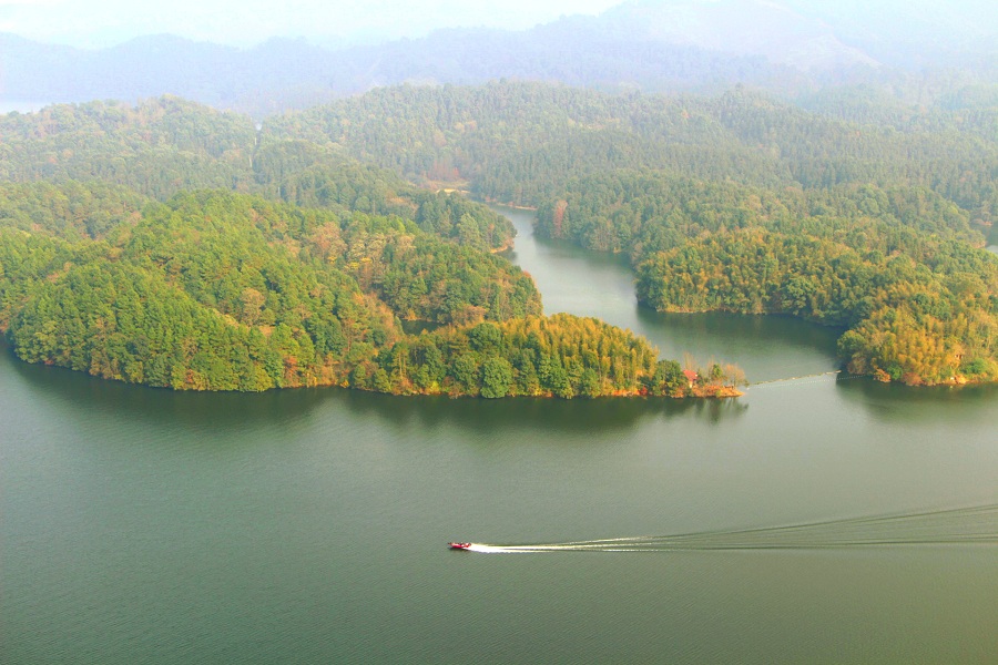 Fairy Lake entices tourists to Xinyu city