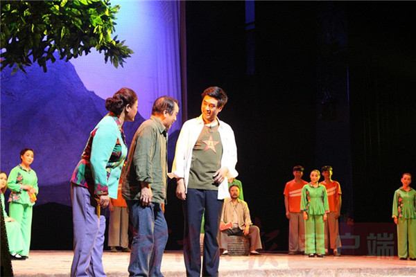 Quju opera from Mianchi makes a stir in Beijing