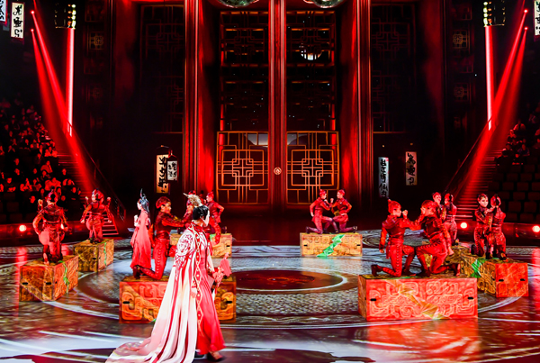 Splendid Taihu Show debuts in Wuxi