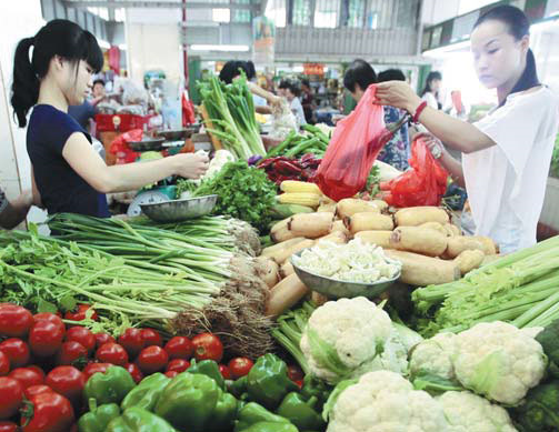 Sanya moves to pad residents' wallets as inflation rises