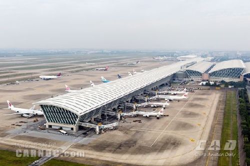 Shanghai Pudong Airport Expects Profit to Rise 21% for 2015