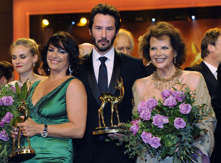 Keanu Reeves poses during the 60th Bambi media awards ceremony