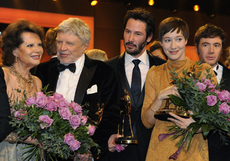 Keanu Reeves poses during the 60th Bambi media awards ceremony