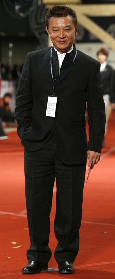 Hong Kong director Ching Siu-tung arrives at the 45th Golden Horse Awards