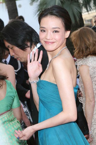 Jury member Shu Qi poseat the 62nd Cannes Film Festival