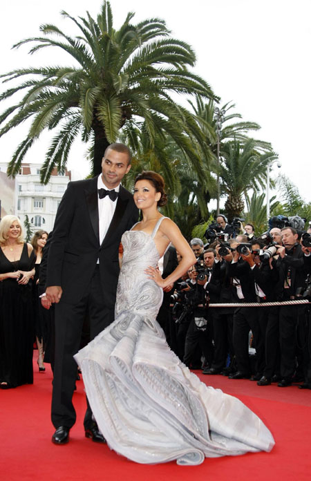 Eva Longoria Parker and her husband arrive for the screening of the film at 62nd Cannes Film