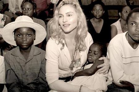 Malawi court allows Madonna to adopt second child