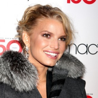 Jessica Simpson banned by Romo