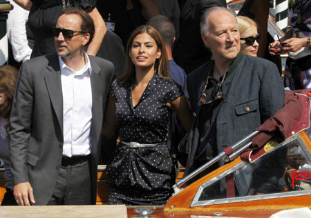 Nicolas Cage and Eva Mendes on red carpet at the 66th Venice Film Festival