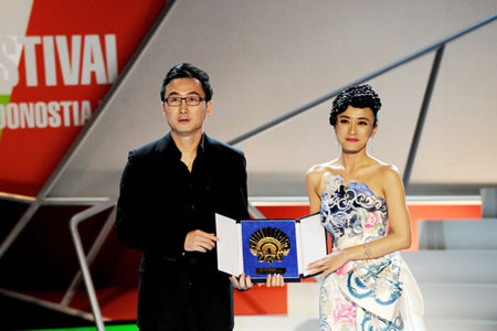 Chinese director Lu and actress Qin receive the Concha de Oro at San Sebastian Film Festival