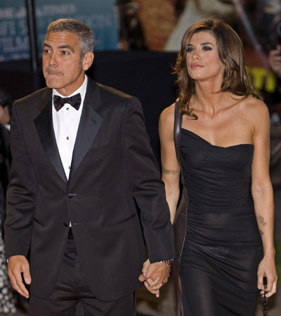 Clooney,Cindy Crawford at world premiere of film 