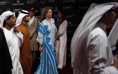 Debt-hit Dubai tries to keep up glitz at filmfest