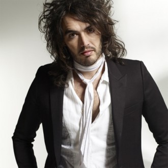 Russell Brand plans whirlwind wedding