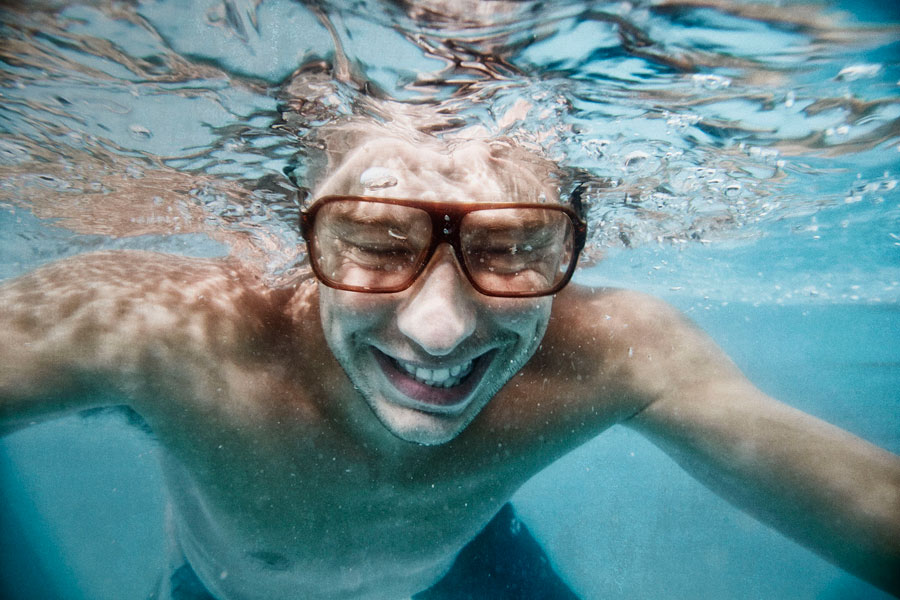 Underwater photos exhibited in Beijing