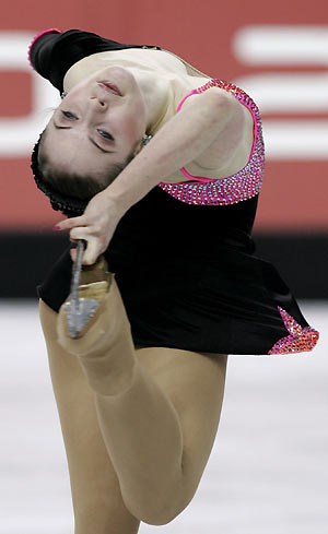 Fleur Maxwell from Luxembourg performs in the women's short program during the Figure Skating competition at the Torino 2006 Winter Olympic Games in Turin, Italy, February 21, 2006. [Reuters]