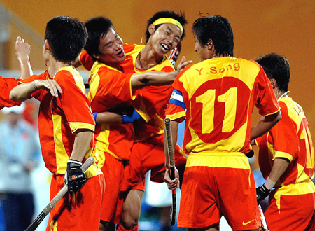 China's field hockey team beats India