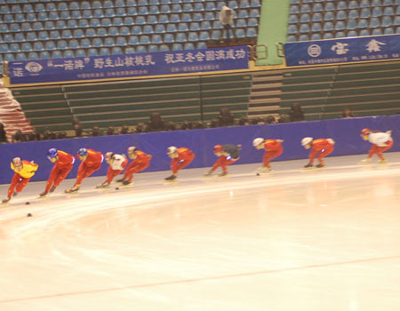 Chinese short-track team debuts at Changchun