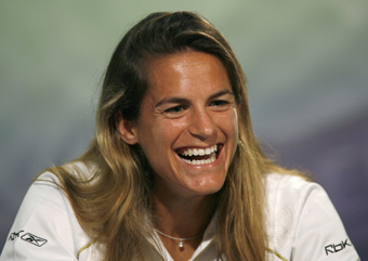 Mauresmo looking for Wimbledon therapy