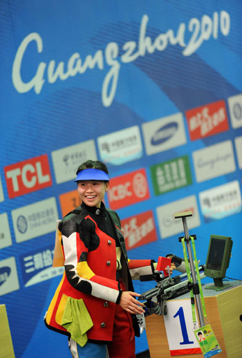 Yi leads China to first shooting title