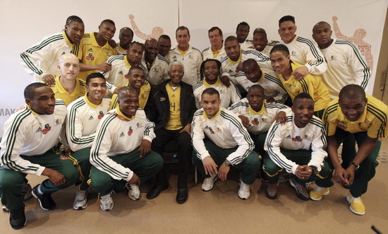 Mandela meets Bafana Bafana ahead of World Cup