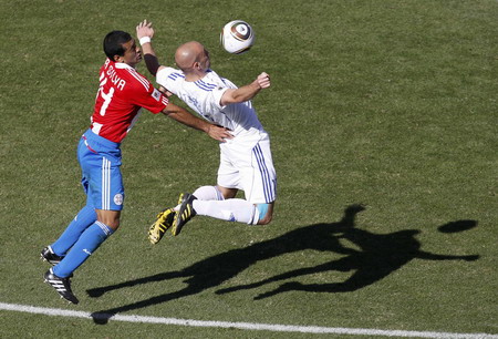 Paraguay beats Slovakia 2-0 at the World Cup