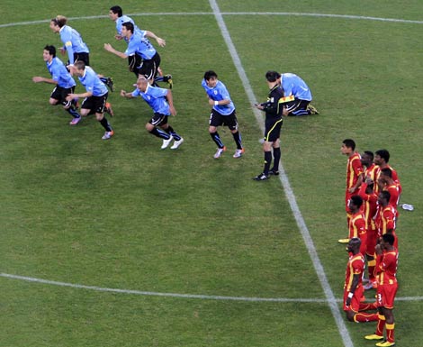 Uruguay in WCup semifinals for 1st time since '70