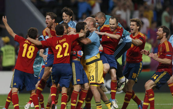 Spain beats Portugal to reach Euro 2012 final