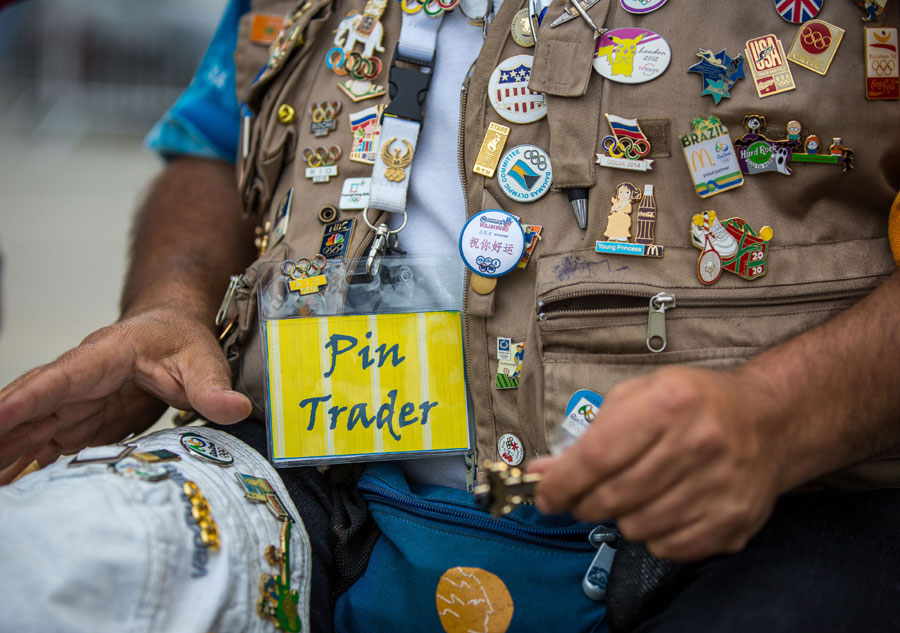 Badge collectors gather for Rio Olympics