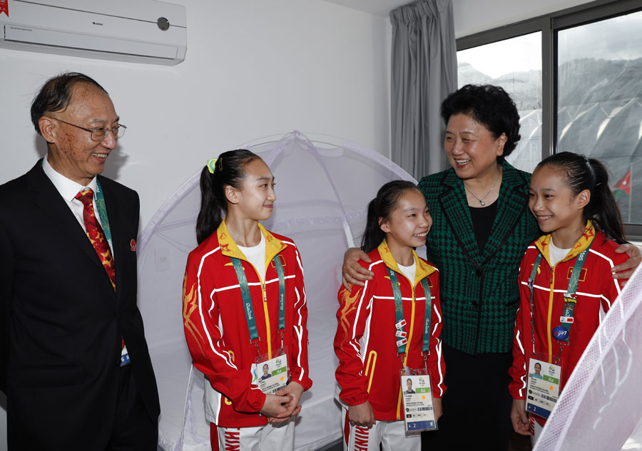Chinese Vice-Premier visits Olympic delegation