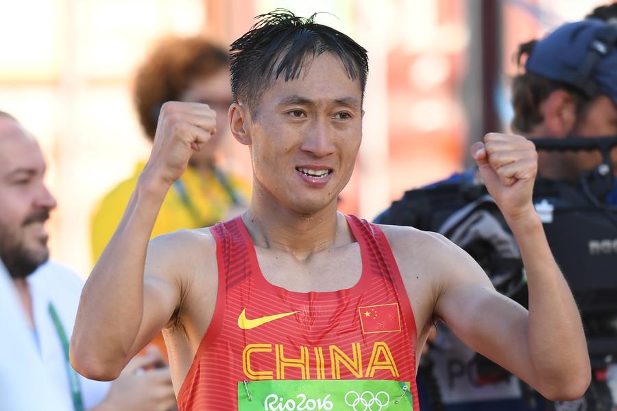 Wang Zhen wins men's 20km racewalking gold 