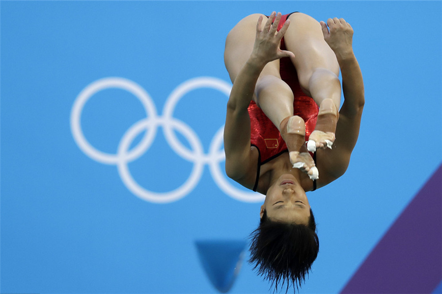 Shi wins gold for China in women's 3 metre springboard