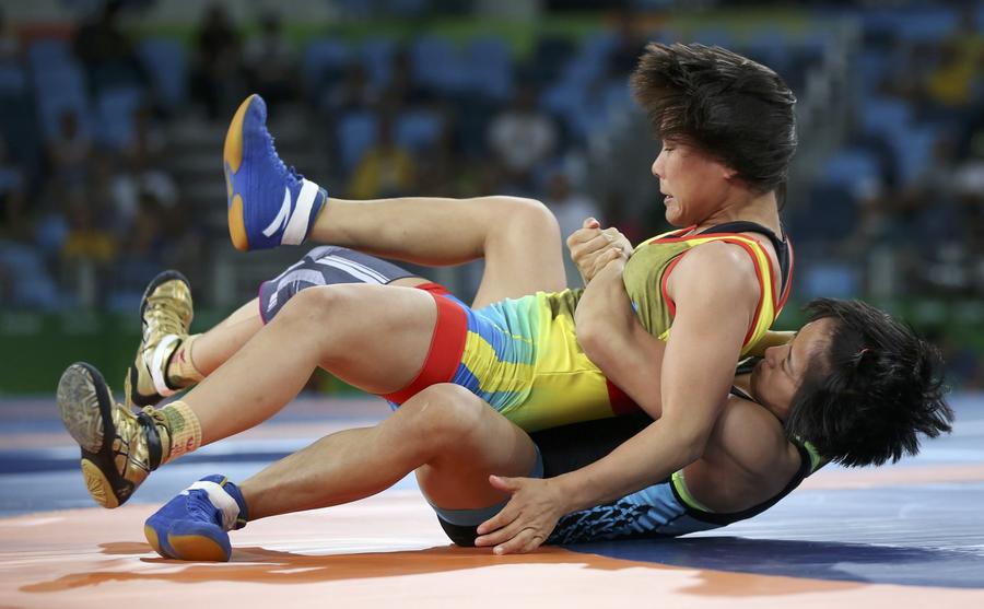 Sun Yanan wins freestyle wrestling bronze