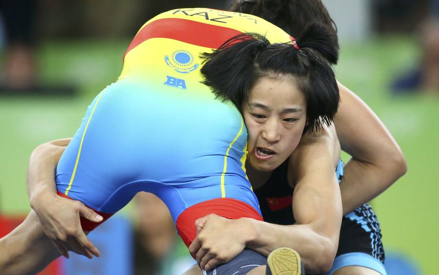 Sun Yanan wins freestyle wrestling bronze