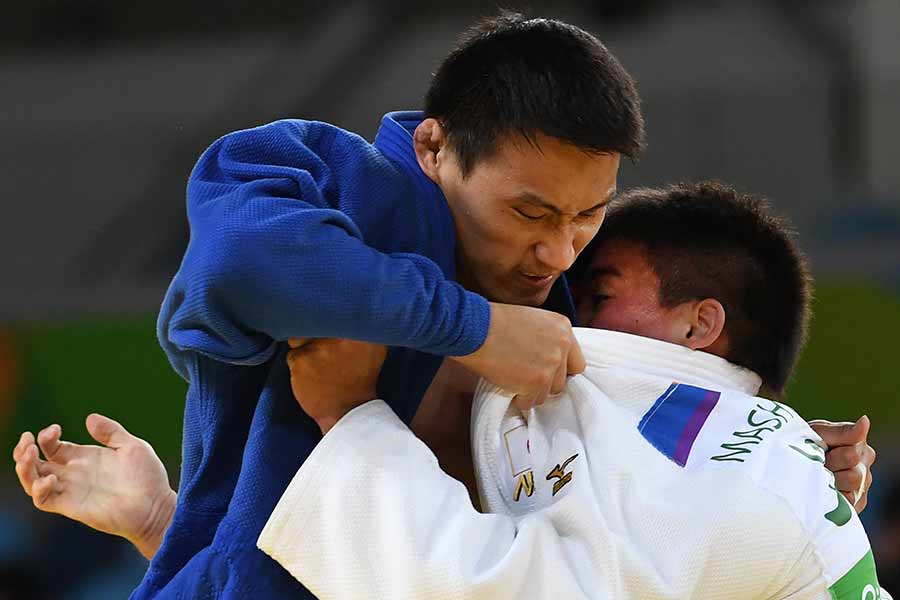 Nation's athletes cheered for 'high spirit' at Games