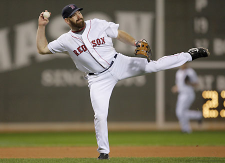 Kevin Youkilis to throw out first pitch before Game 1 of the ALCS - The  Boston Globe