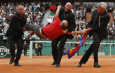 French Open final intruder facing prison term