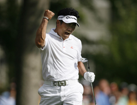 Y.E. Yang wins PGA Championship