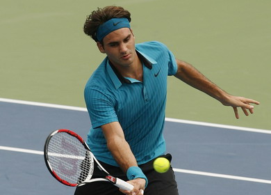 Federer struggles to win