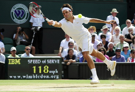 Federer faces choppy ride to secure top spot